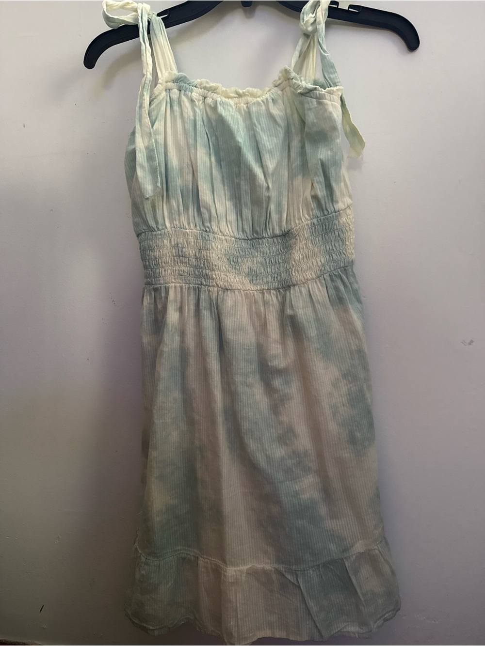 Tie-Shoulder Summer Dress in Light Mint Green